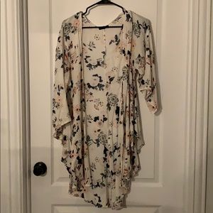 Torrid kimono size 00/0